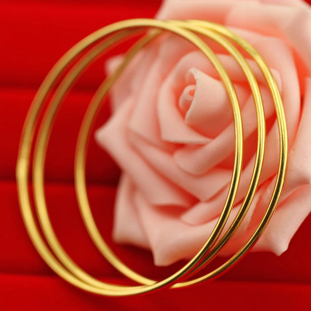 Mona Gold Bangle