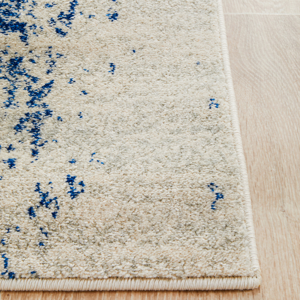 Evoke 253 White Navy Runner Rug