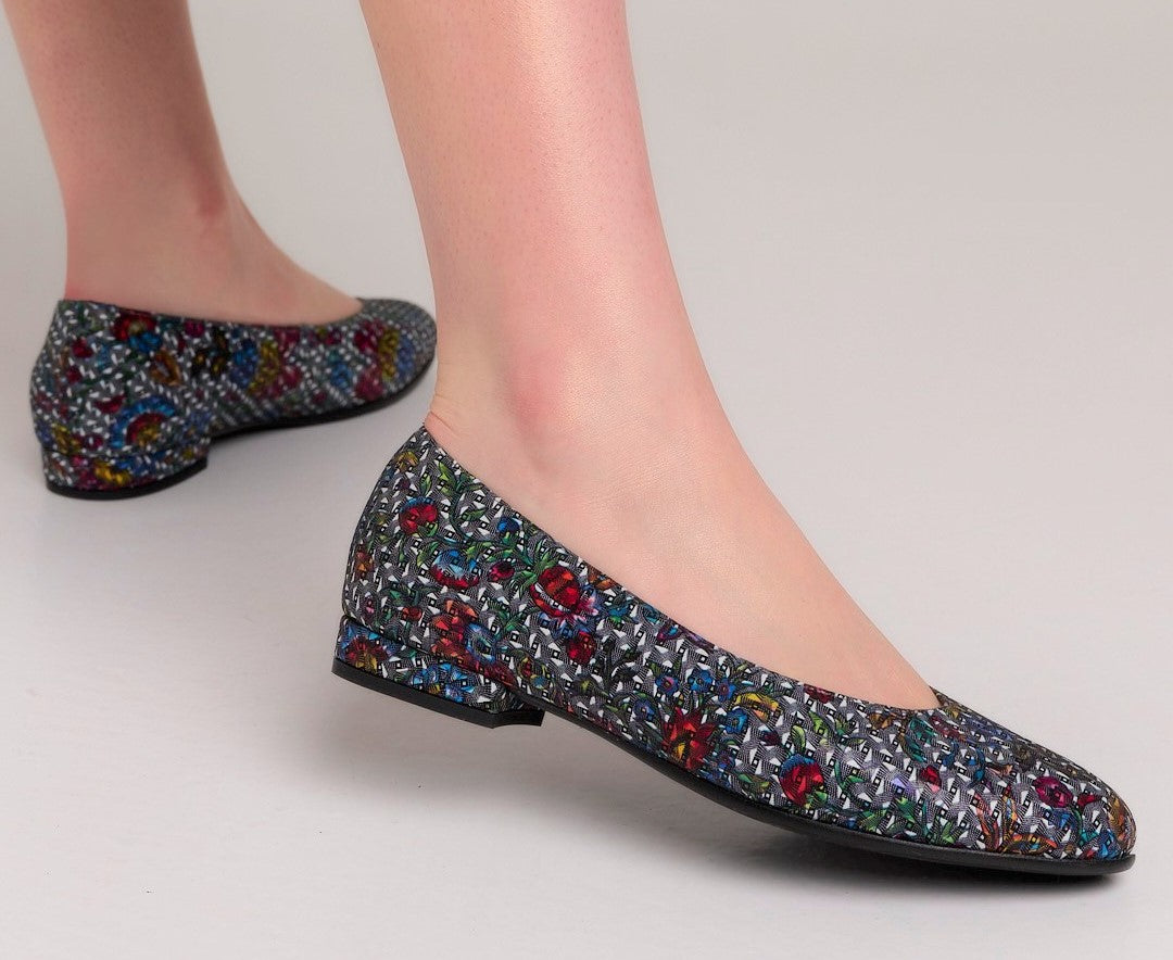 Bosccolo Womens Ballerina - Multicolor