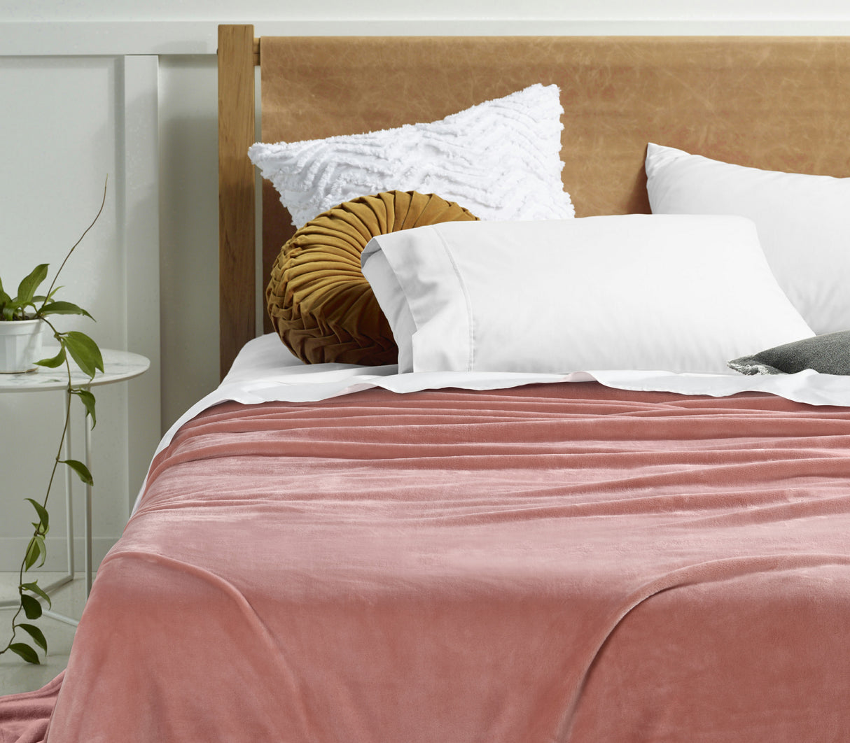 Accessorize Super Soft Blanket - Clay