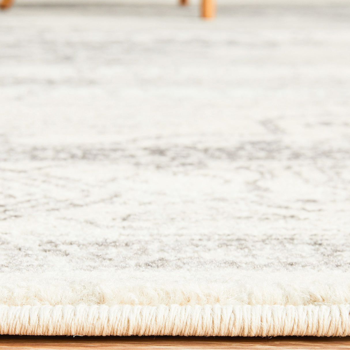 Century 977 Silver Rug
