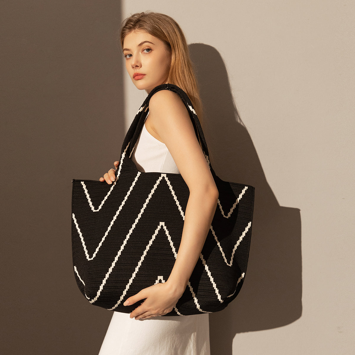 Retro Chevron Canvas Tote Bag - Black
