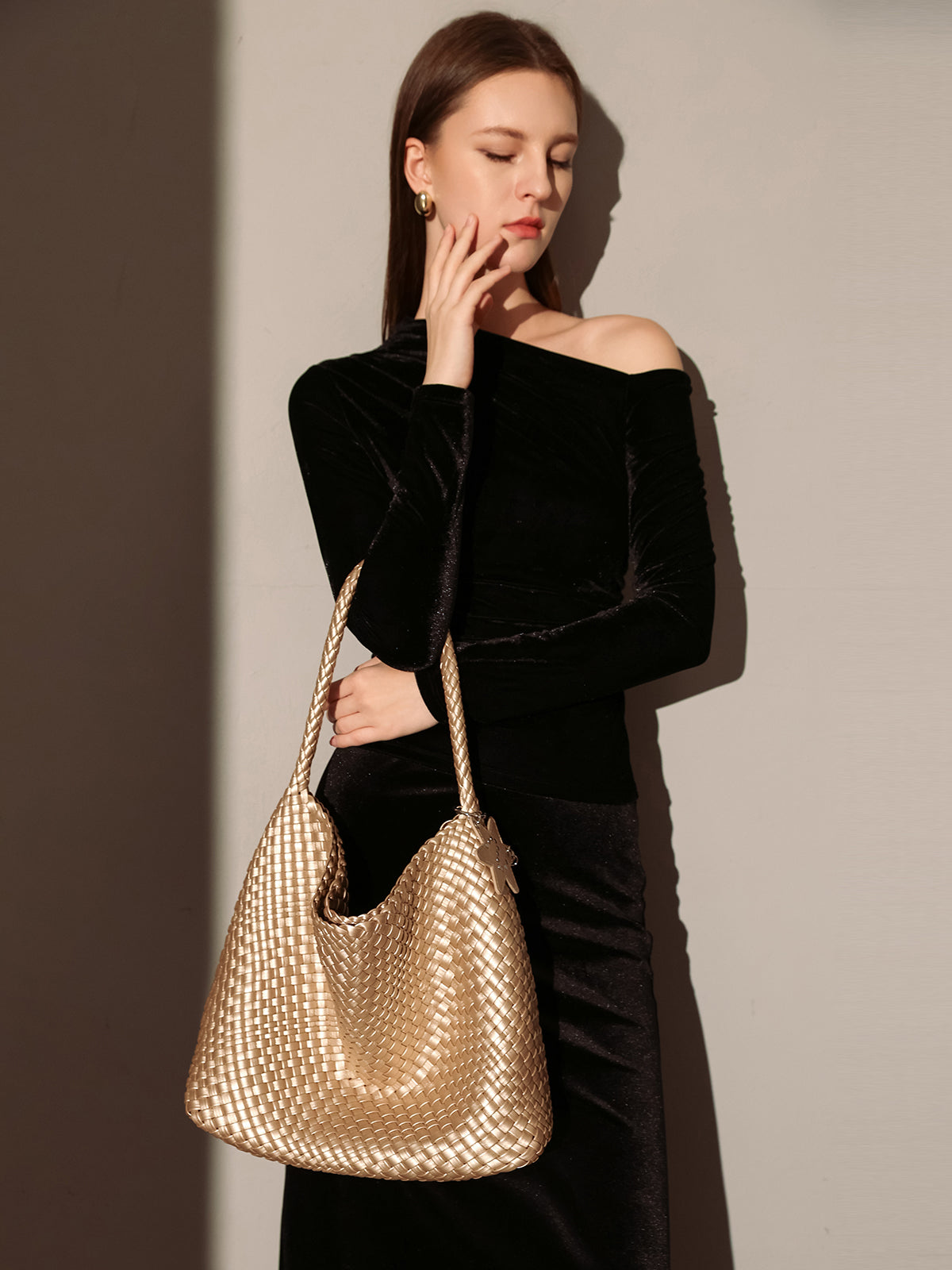 Lumi�re Woven Metallic Leather Hobo Tote - Champagne