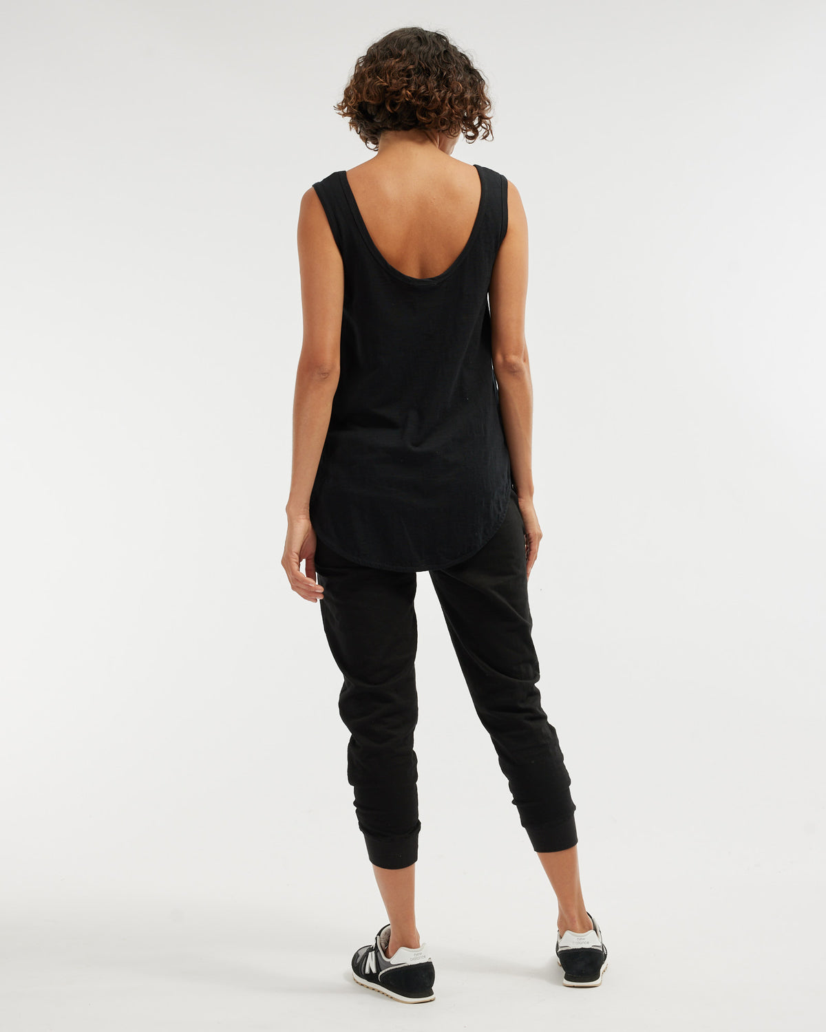 Amelius Kieran Cropped Jogger - Black