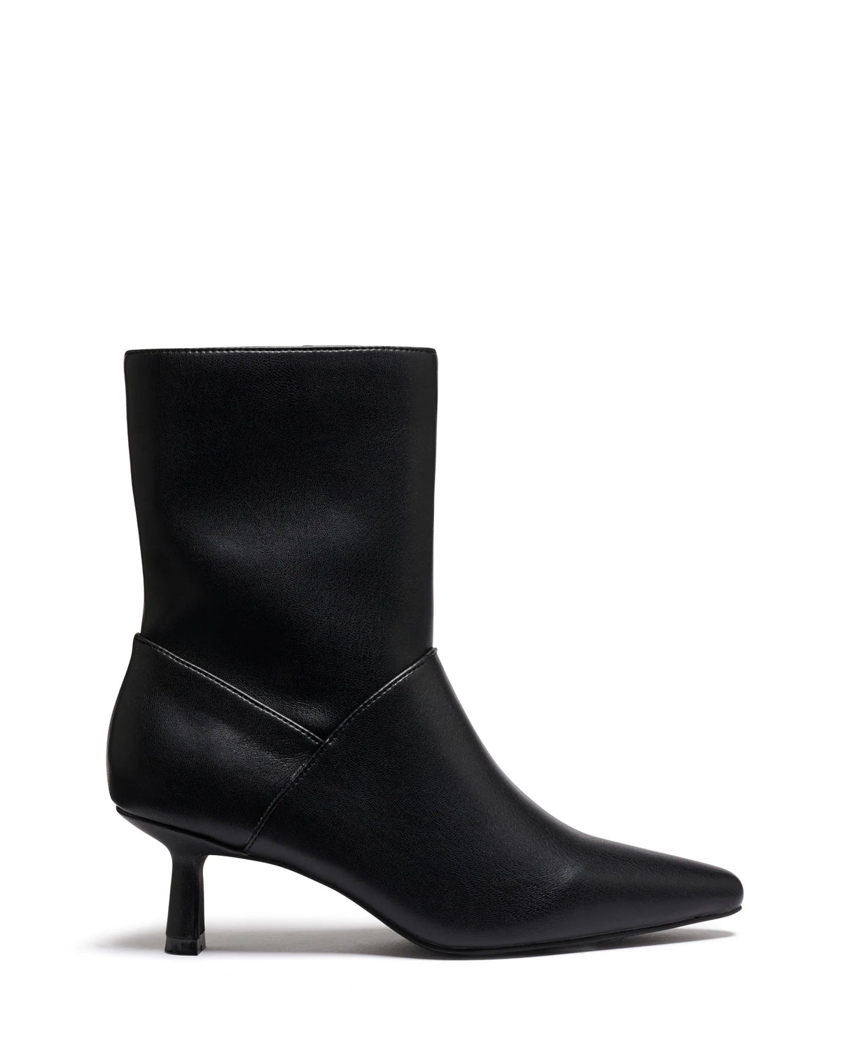 Therapy Kacee Black Smooth