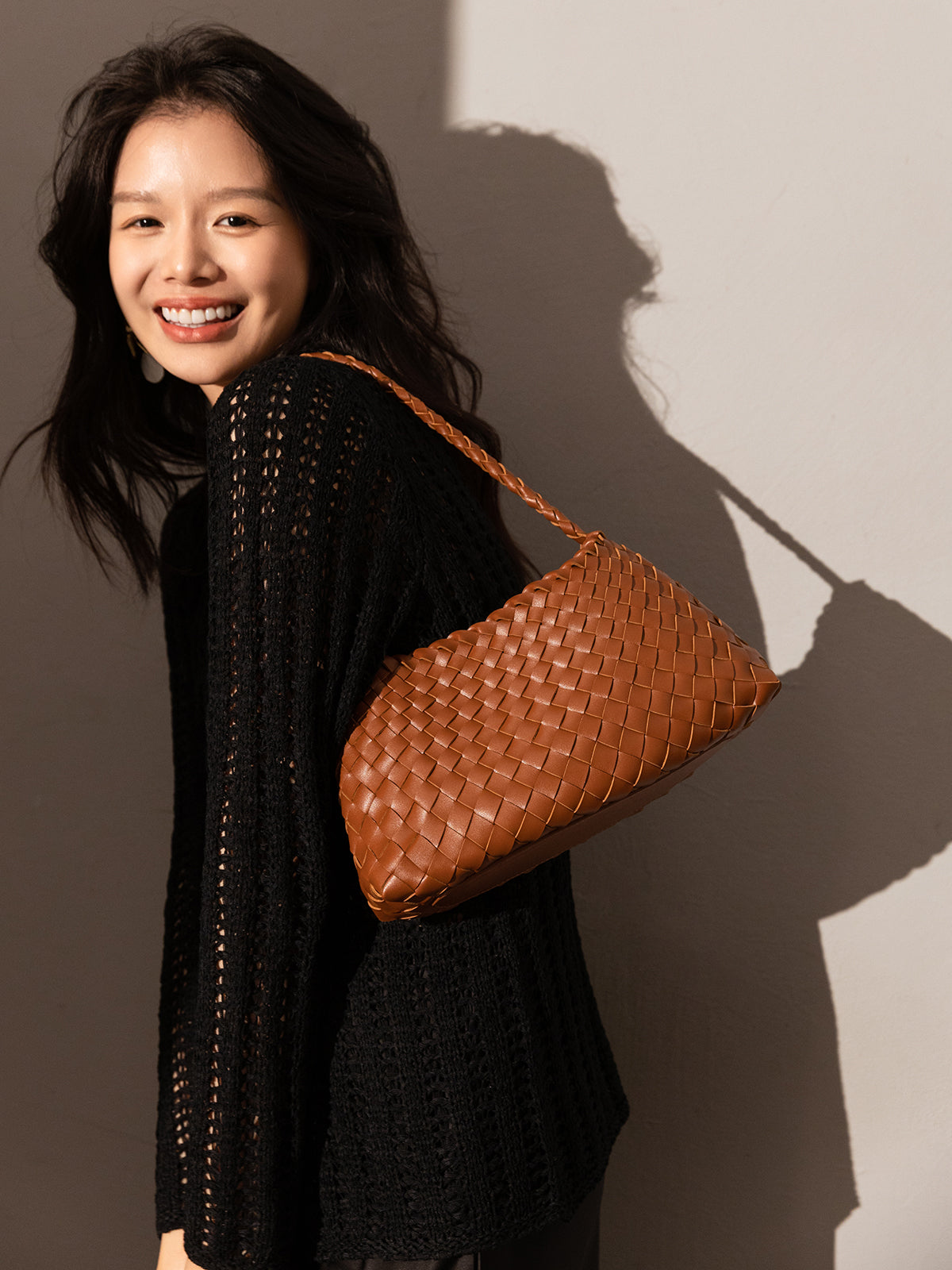 Mini Woven Trapezoid Drawstring Shoulder Bag - Brown