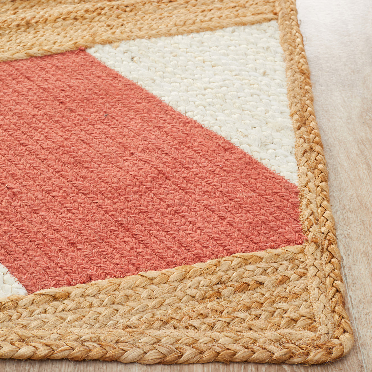 Parade 111 Coral Rug