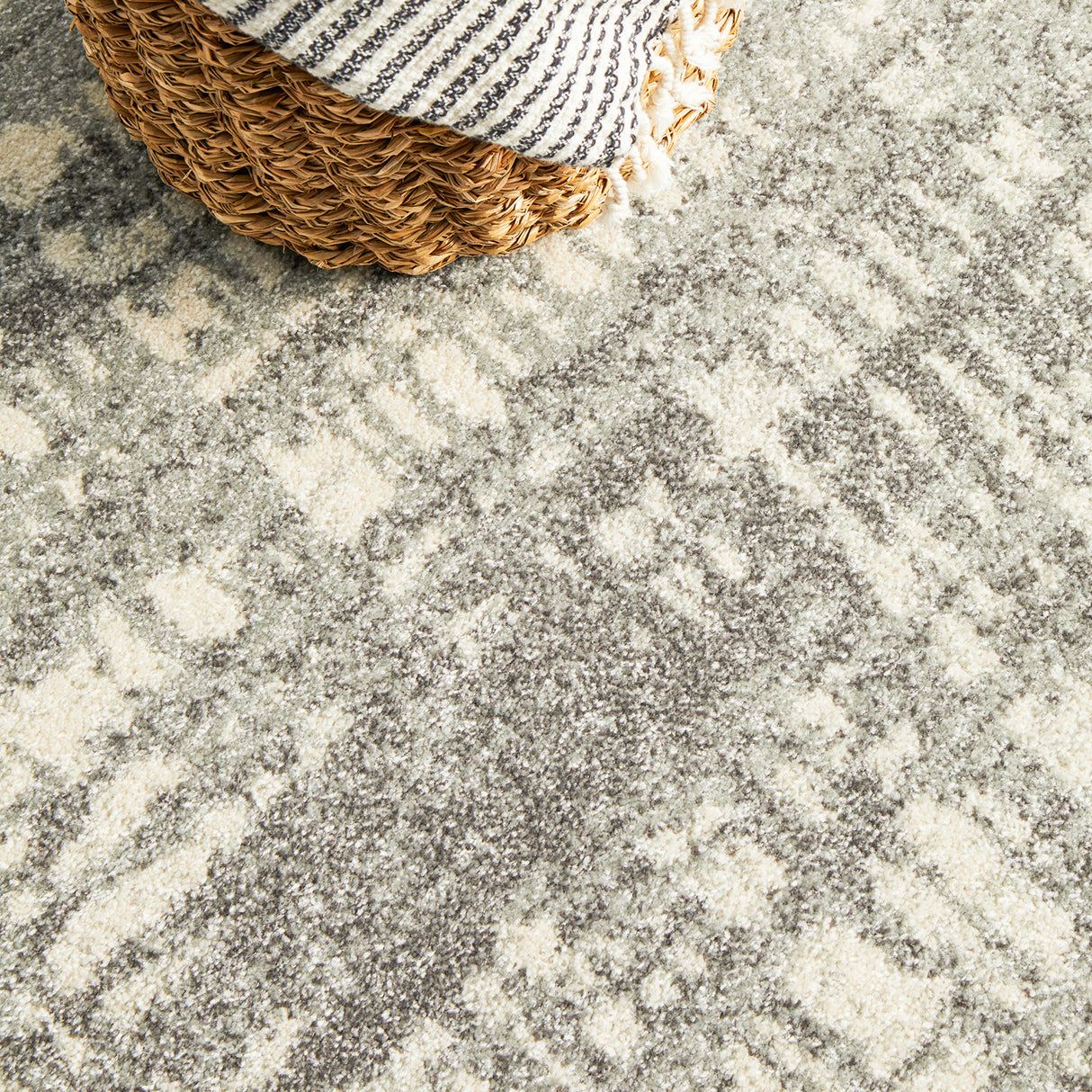 Mirage 354 Silver Rug