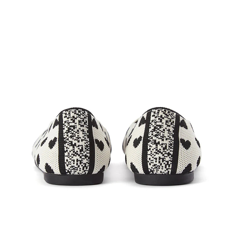 Heart Print Pointed Toe Comfortable Flats - White