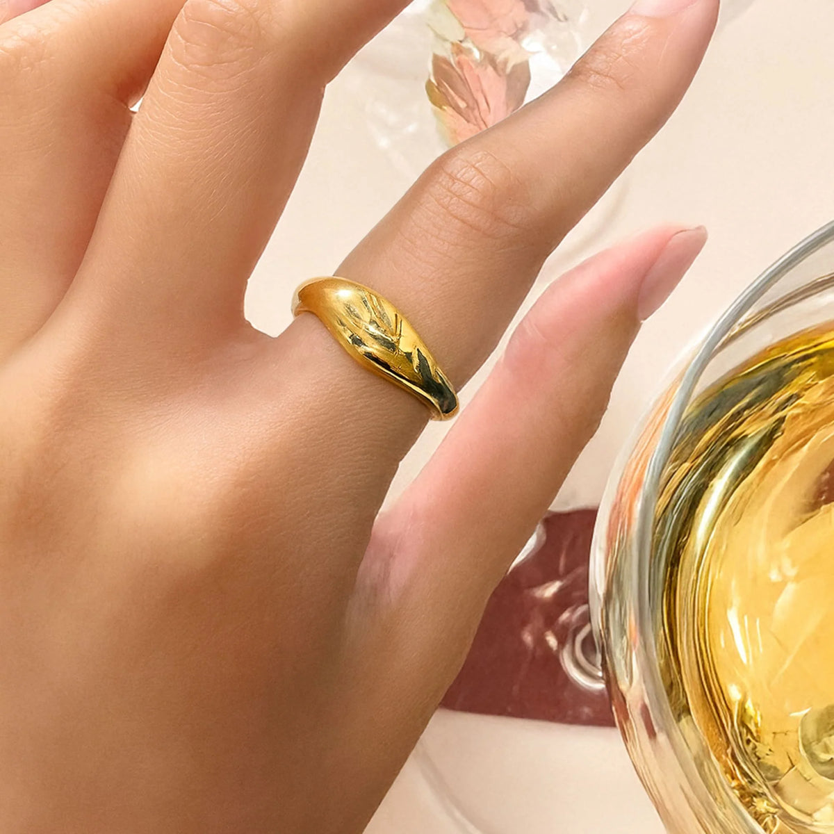 Bullion Gold Pinard Oval Ring in Gold