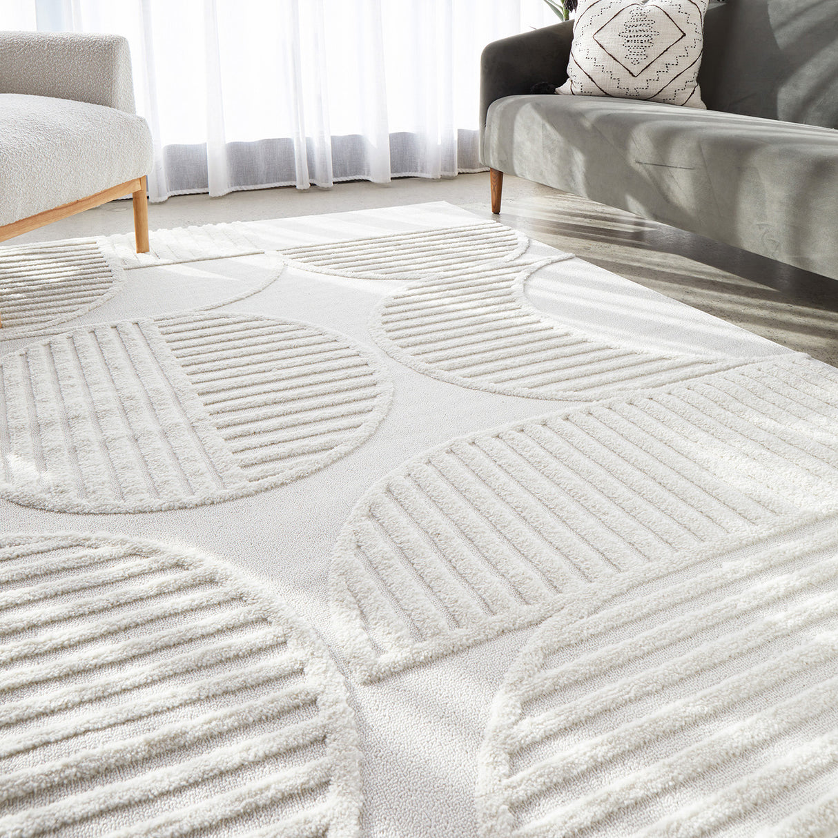 Lotus Leo White Rug