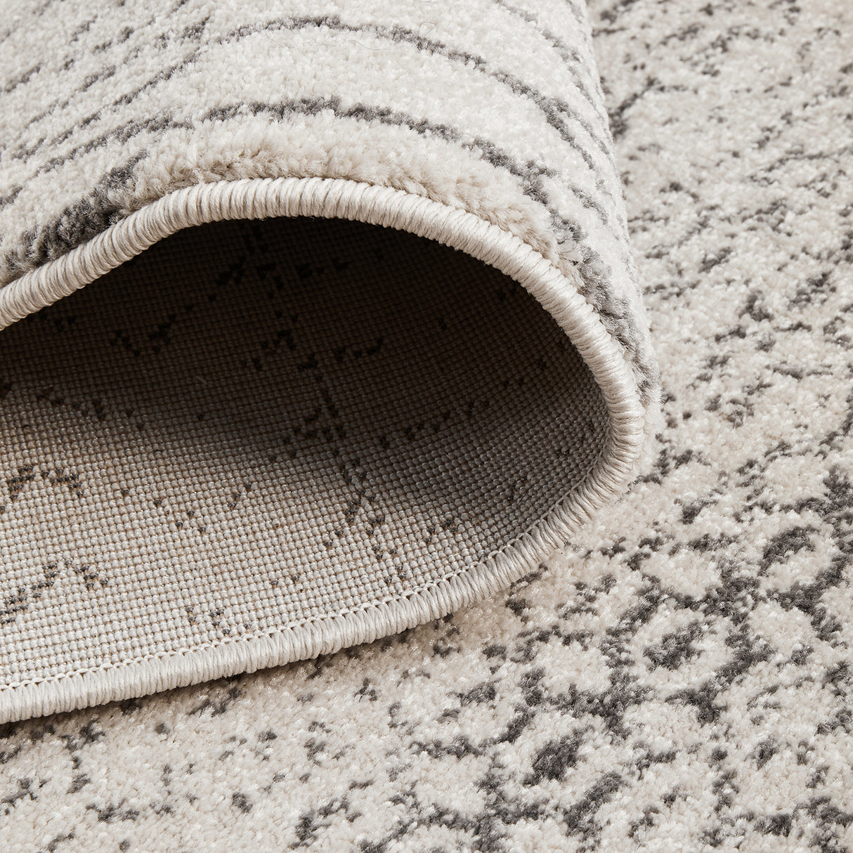 Chrome Harper Silver Rug