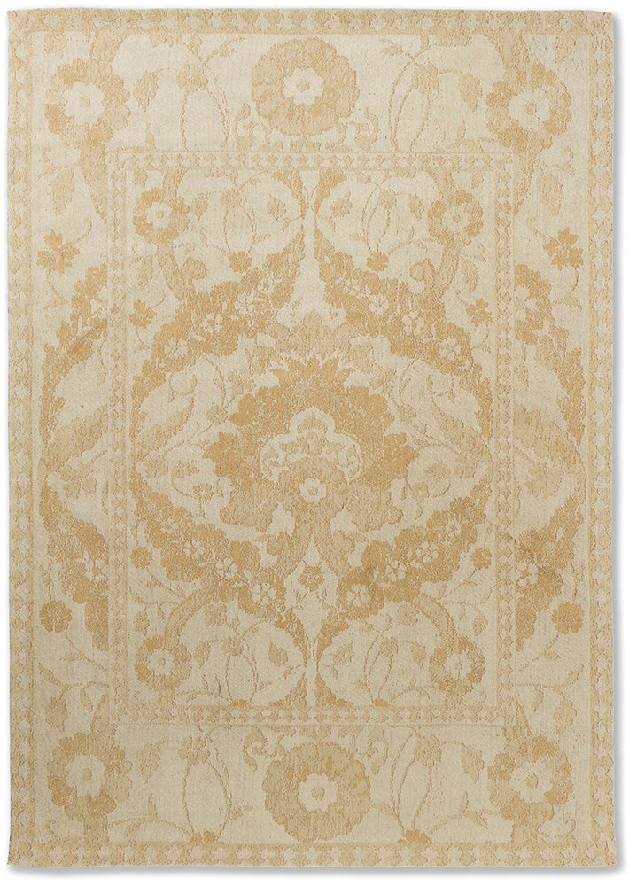 Laura Ashley Newborough Pale Gold 081606