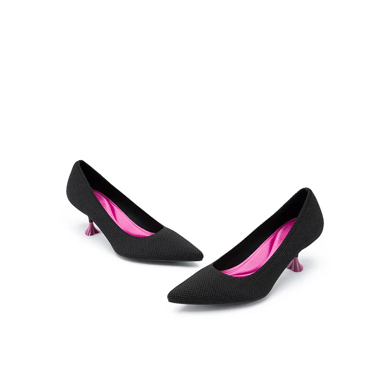 Classy Madam Pointed Toe Kitten Heels - Black