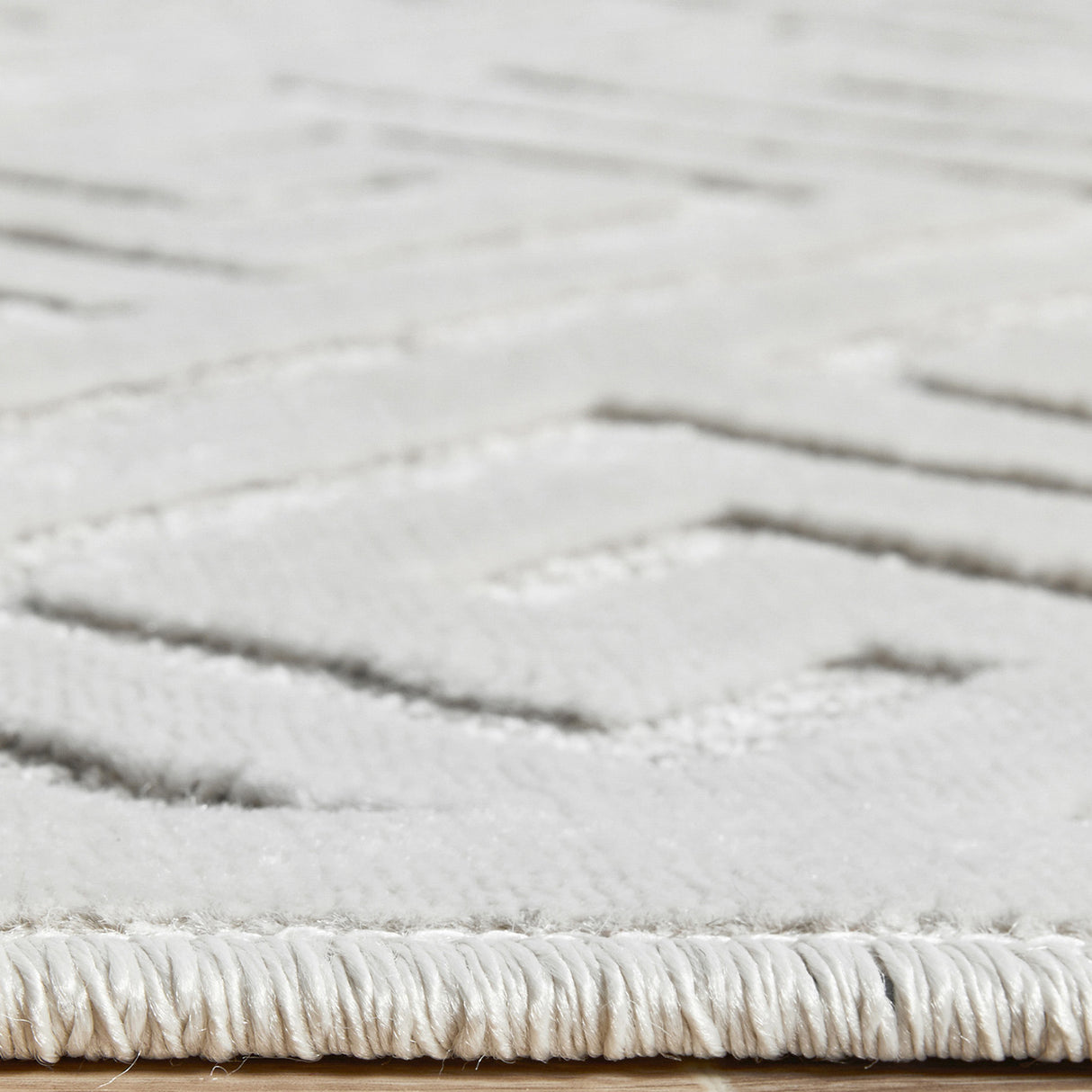 York Alice Natural White Rug
