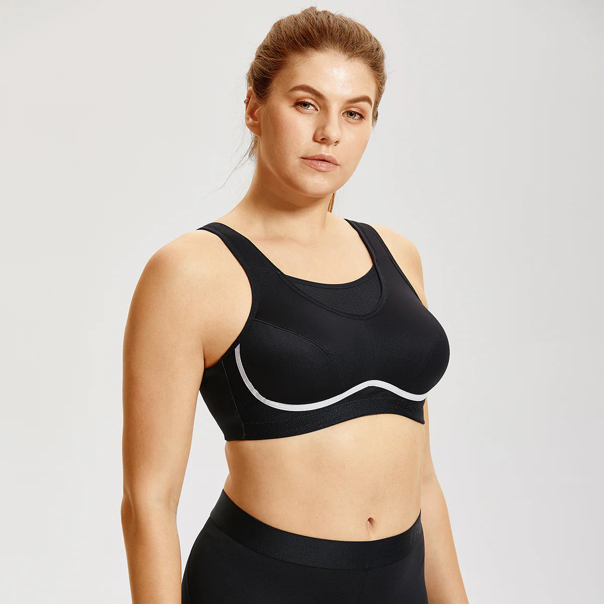 Max Comfort Lightweight Mesh Planel Full Cup Sports Bra - Black