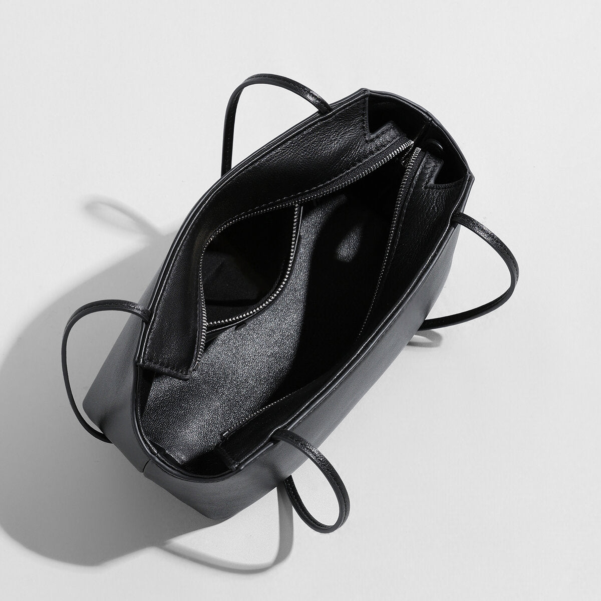 Minimalist Structured Leather Underarm Shoulder Bag - Black
