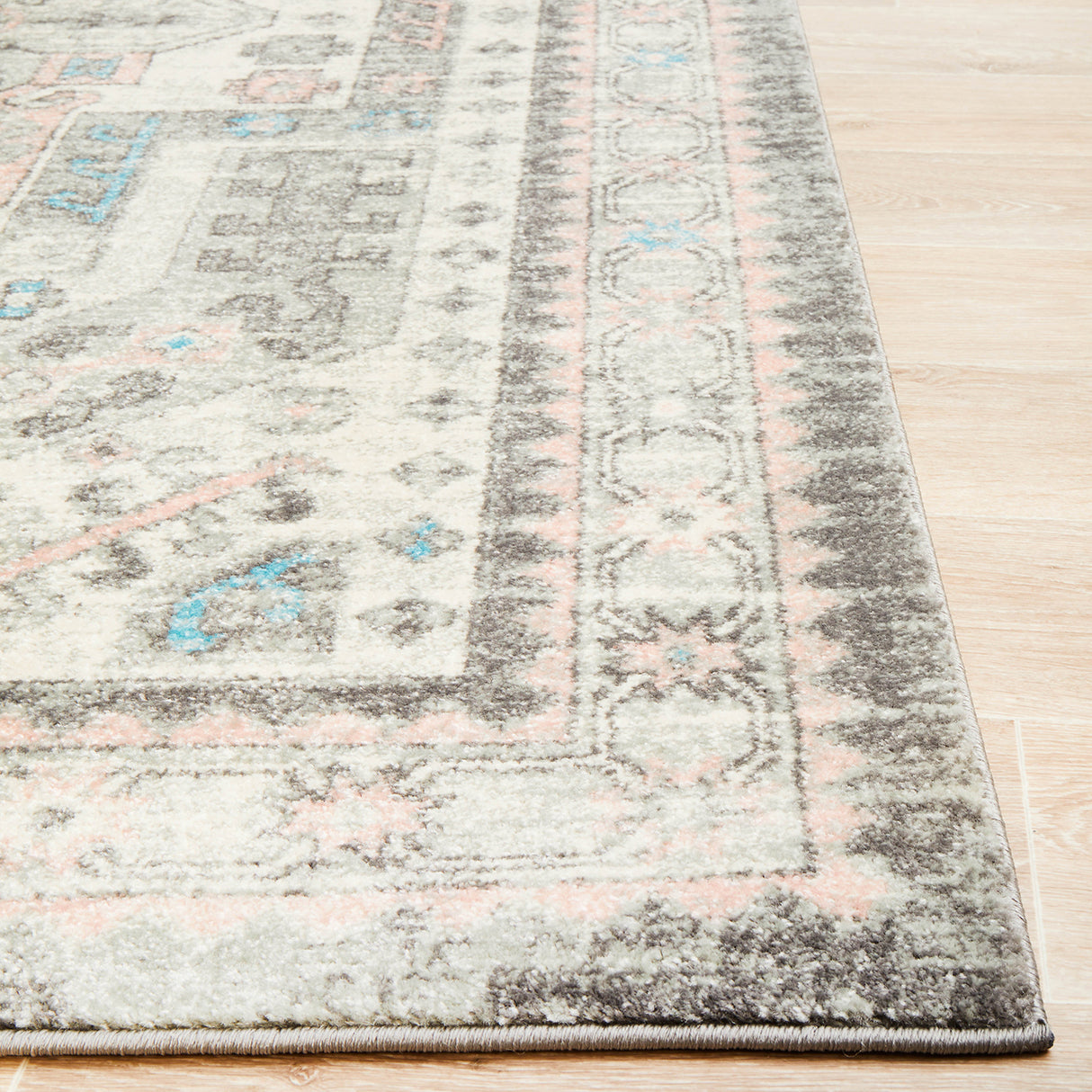 Avenue 704 Silver Rug