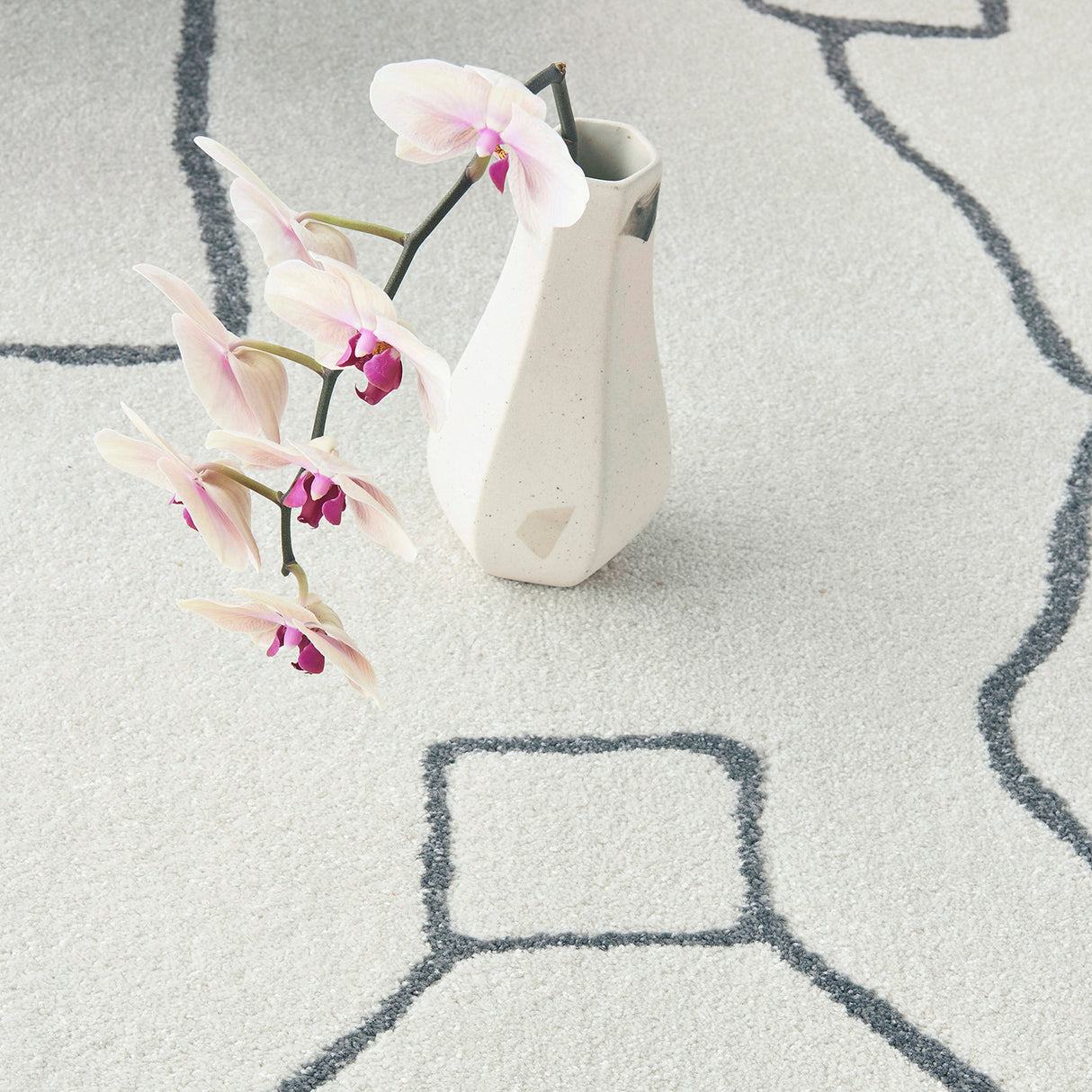 Paradise Amy Grey Round Rug