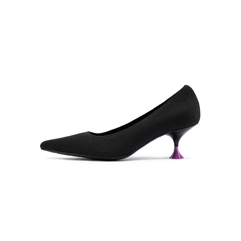 Classy Madam Pointed Toe Kitten Heels - Black