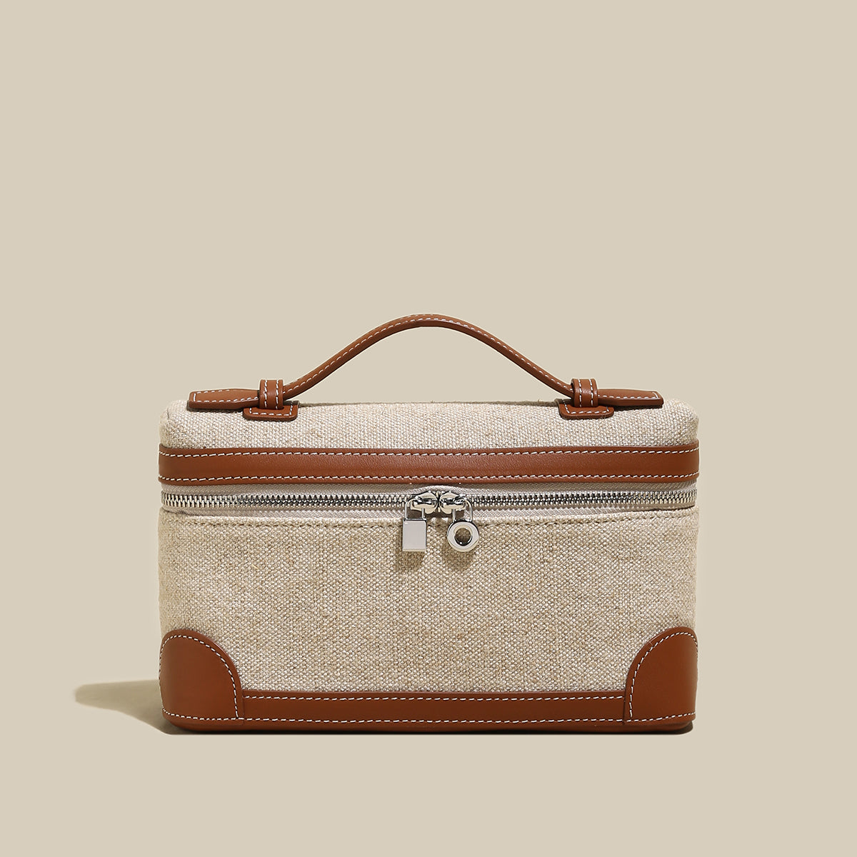 Traveler�s Pebbled Leather Box Vanity Bag - Brown