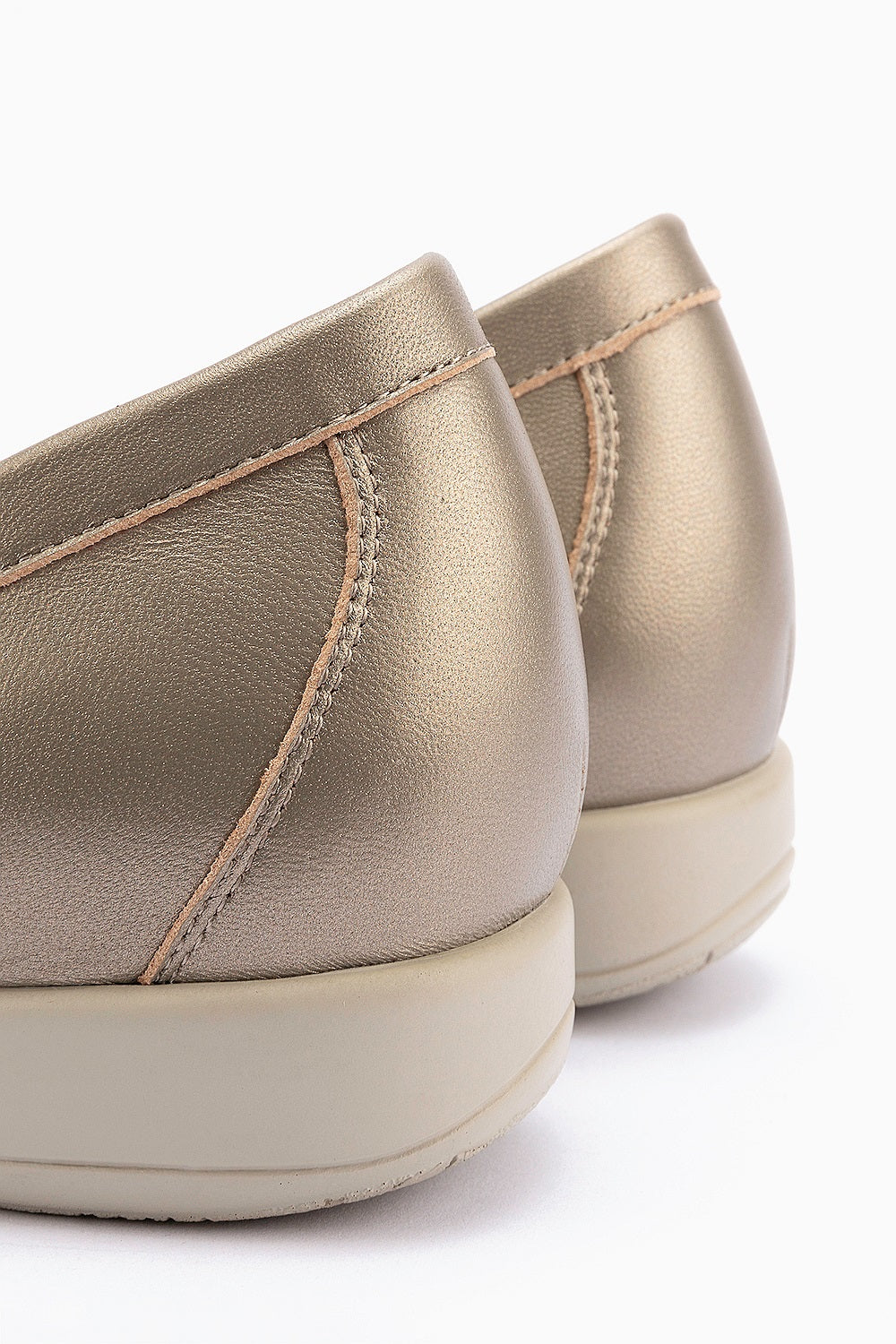 Klouds Wynne XW Champagne