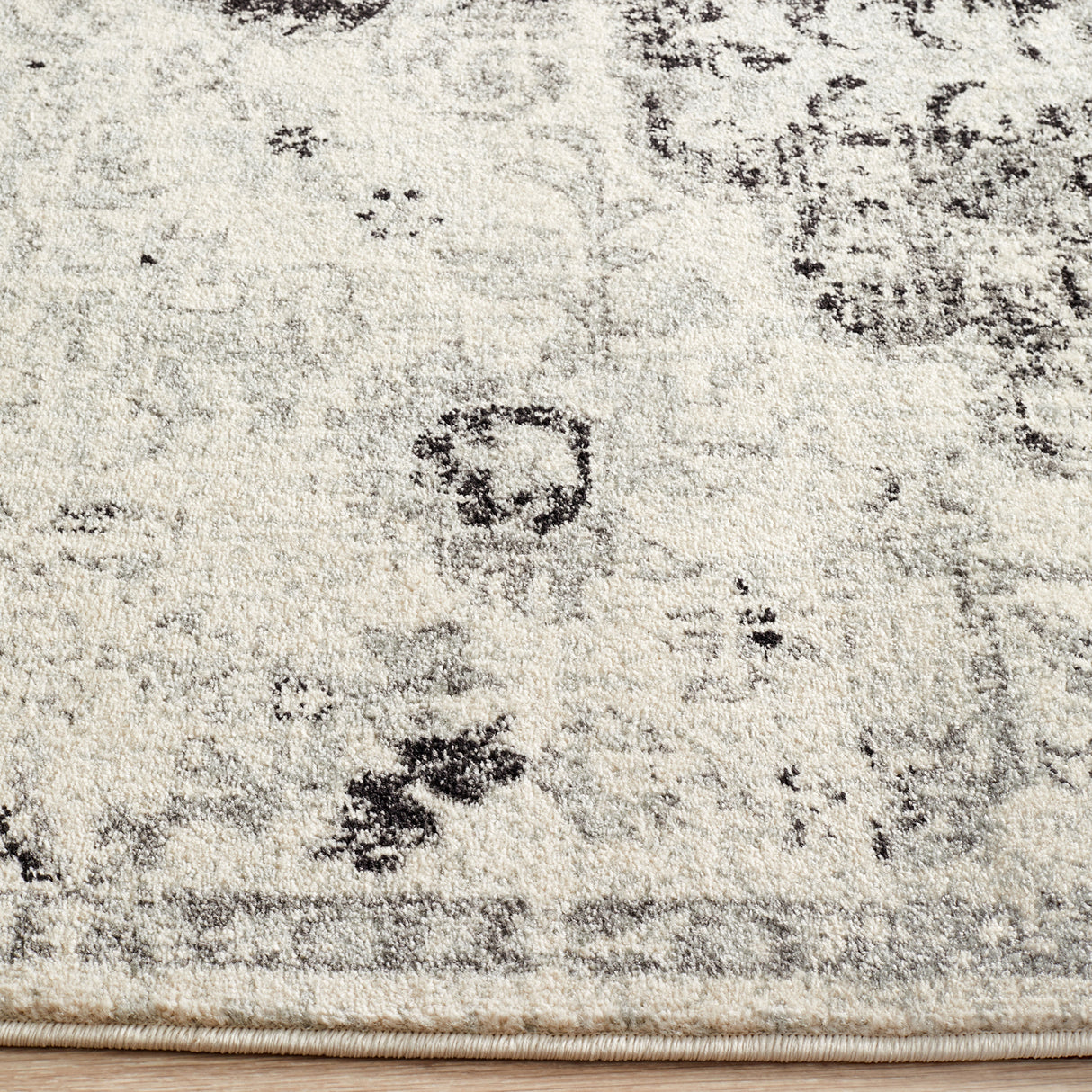 Museum 860 Charcoal Rug