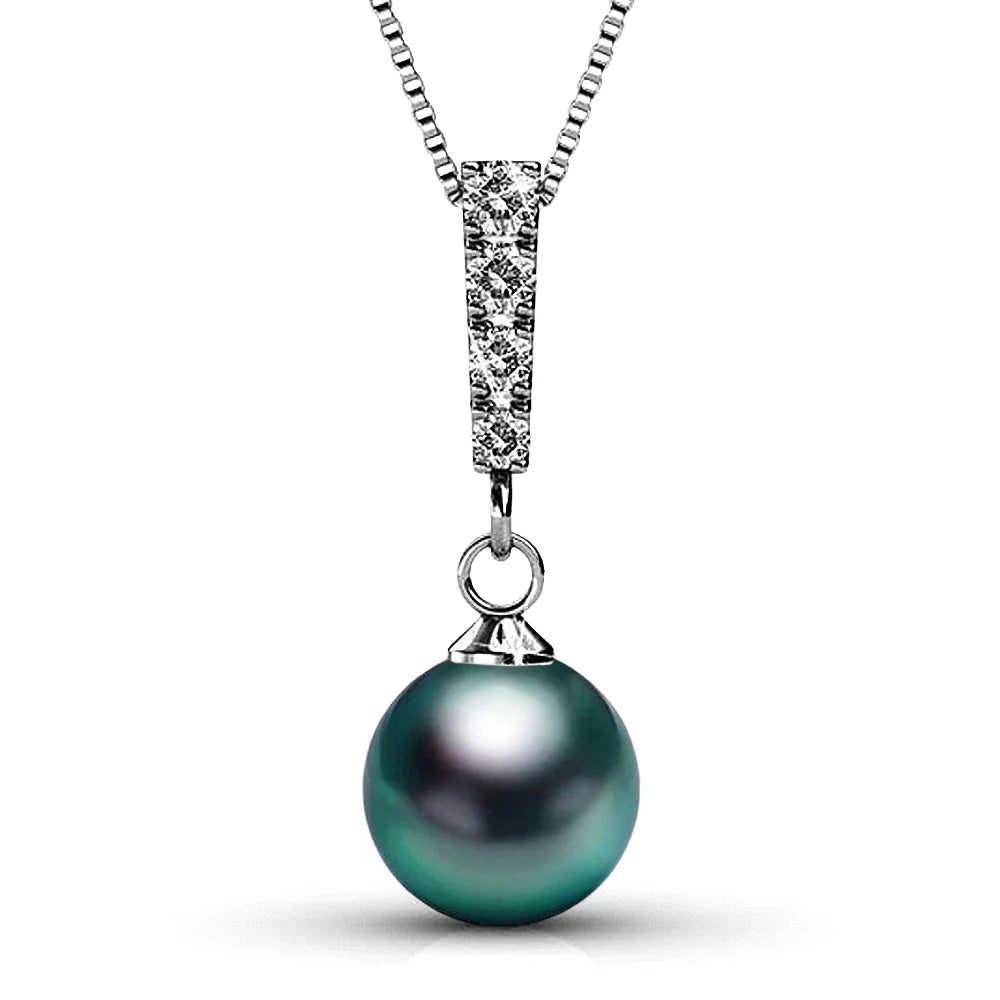 Krystal Couture Lustrous Pendant Necklace Embellished with Swarovski Crystal Iridescent Tahitian Look Pearls
