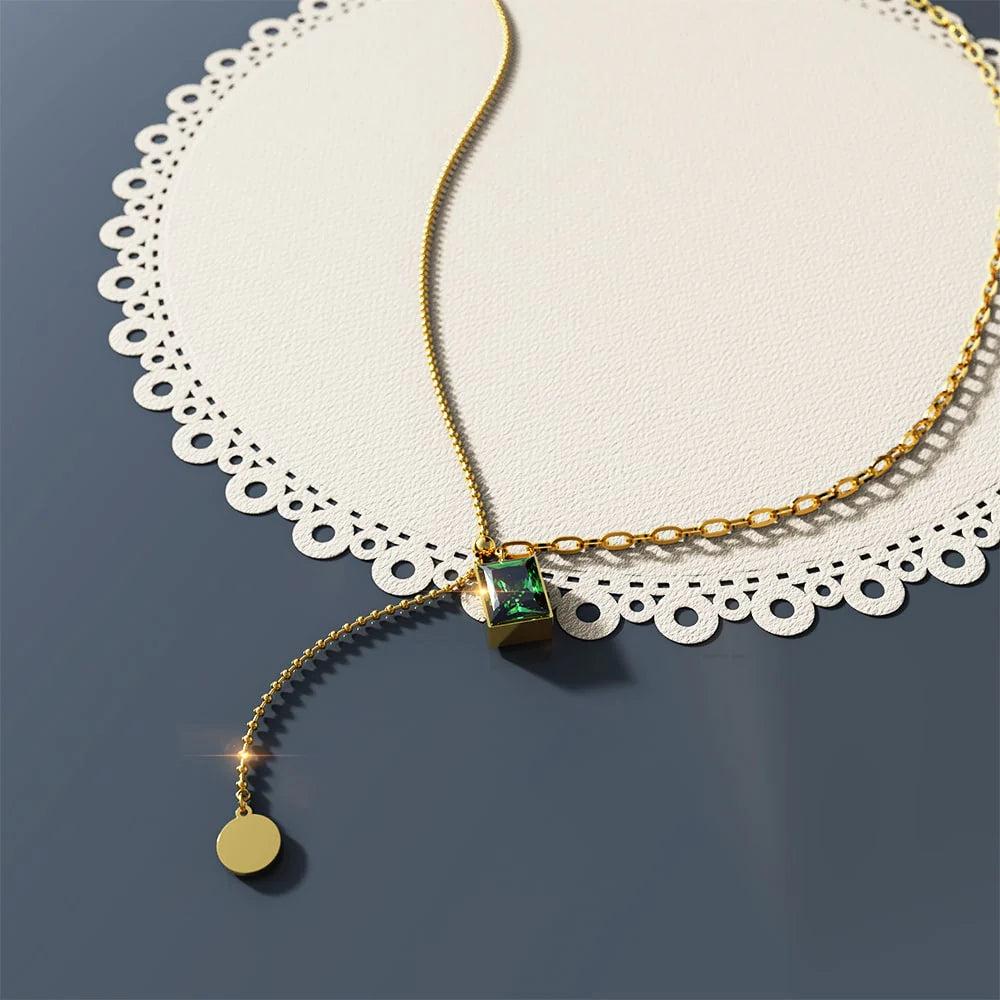 Bullion Gold Valerie Emerald Dangly Pendant Necklace