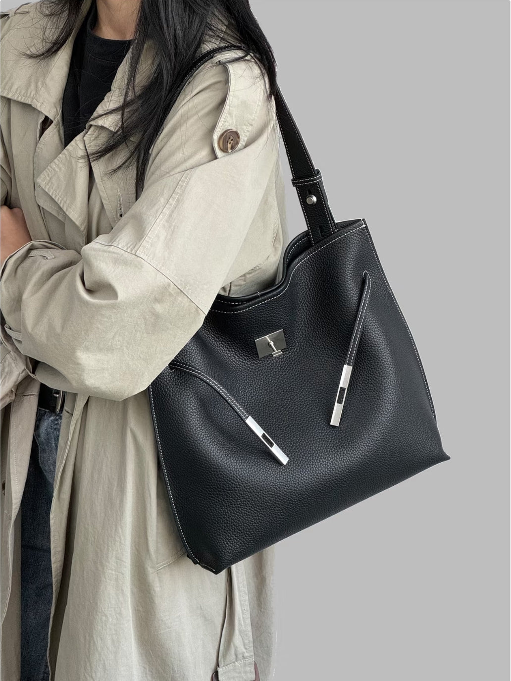Pebbled Leather Slouchy Hobo Tote - Black