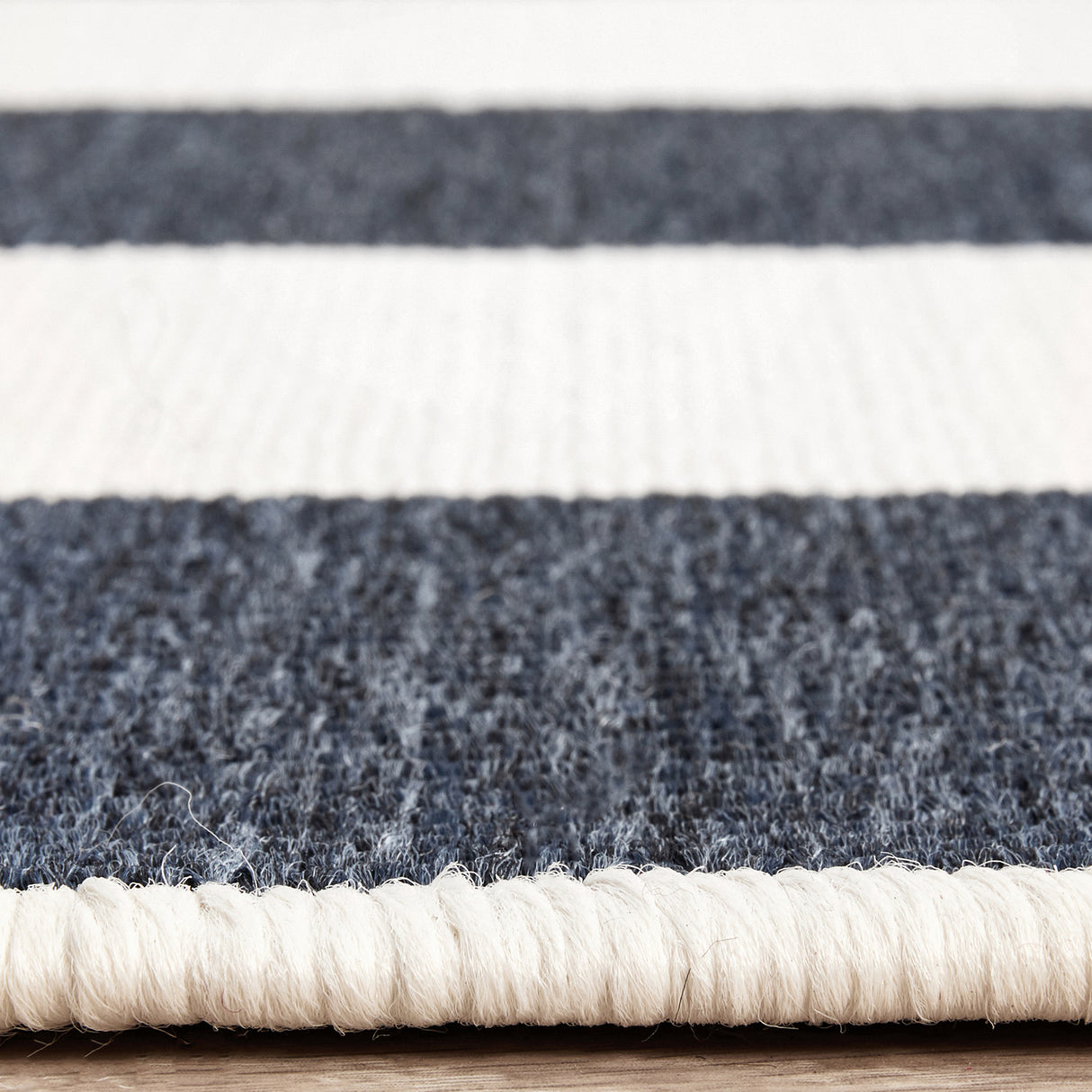 Seaside 4444 Navy White Rug