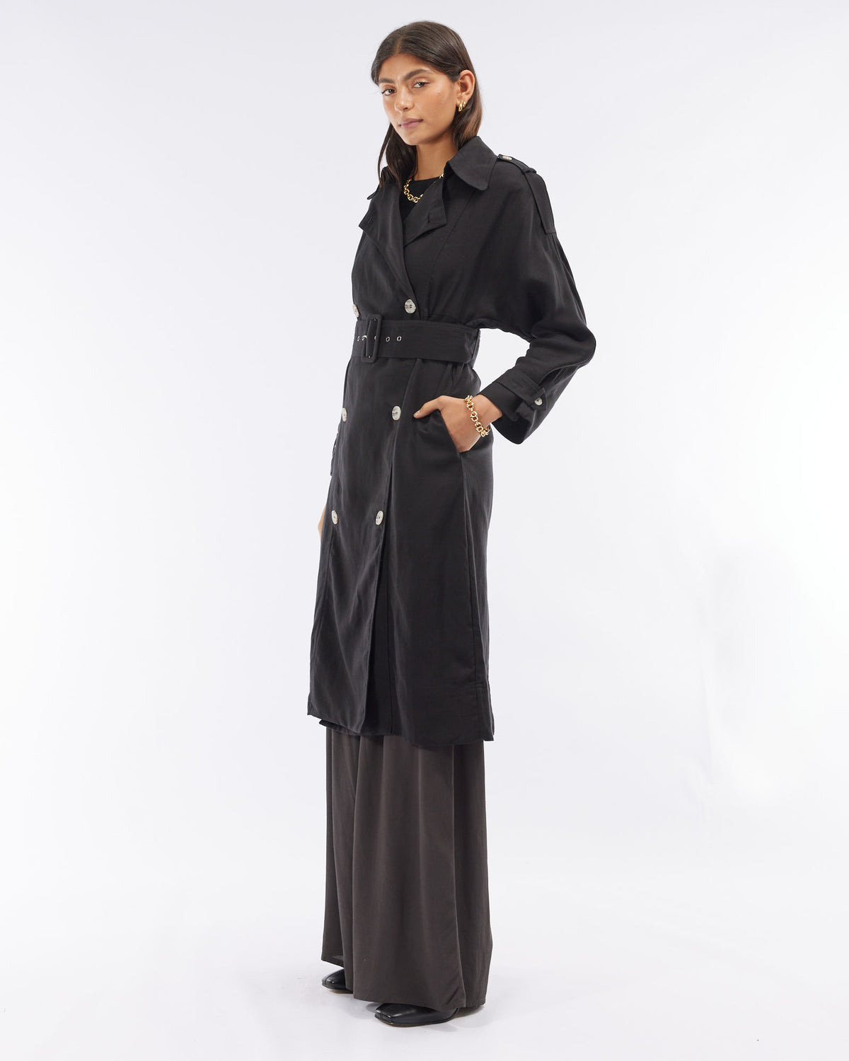 Amelius Elvie Linen Trench Coat - Black