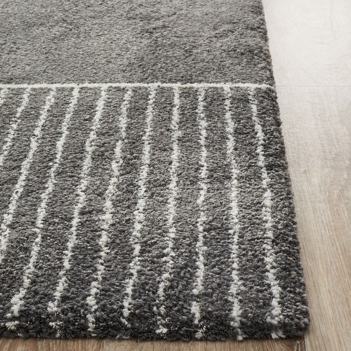Broadway 935 Charcoal Rug