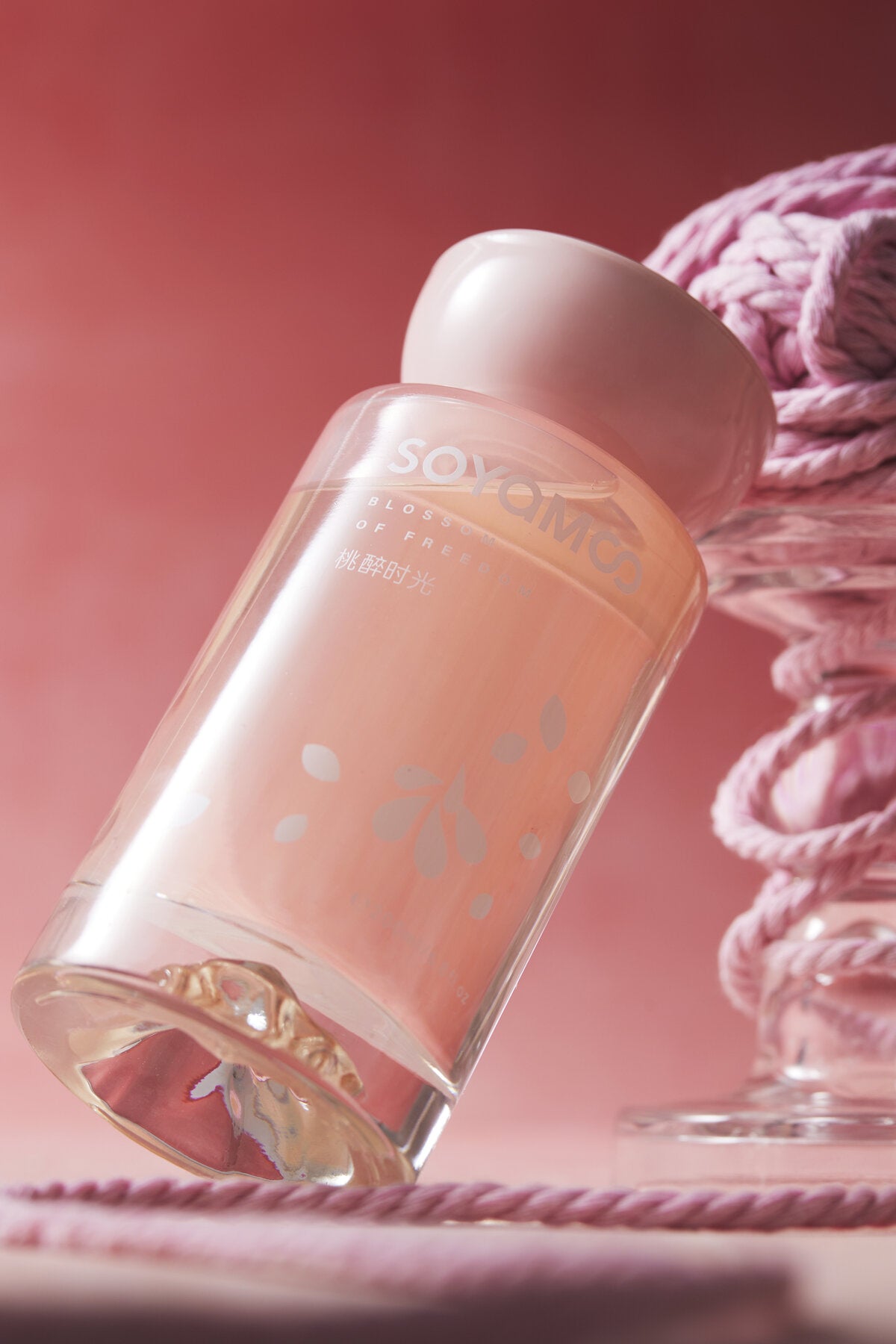 Blushing Peach Bliss Sculpted Round Shoulder Reed Diffuser � 200ml