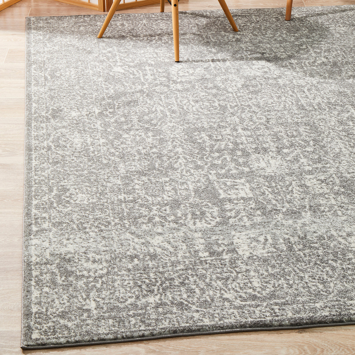 Evoke 256 Grey Rug
