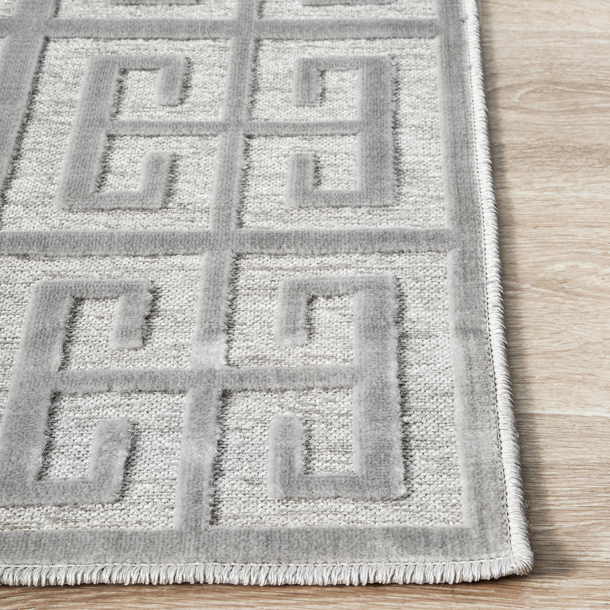 York Brenda Silver Rug