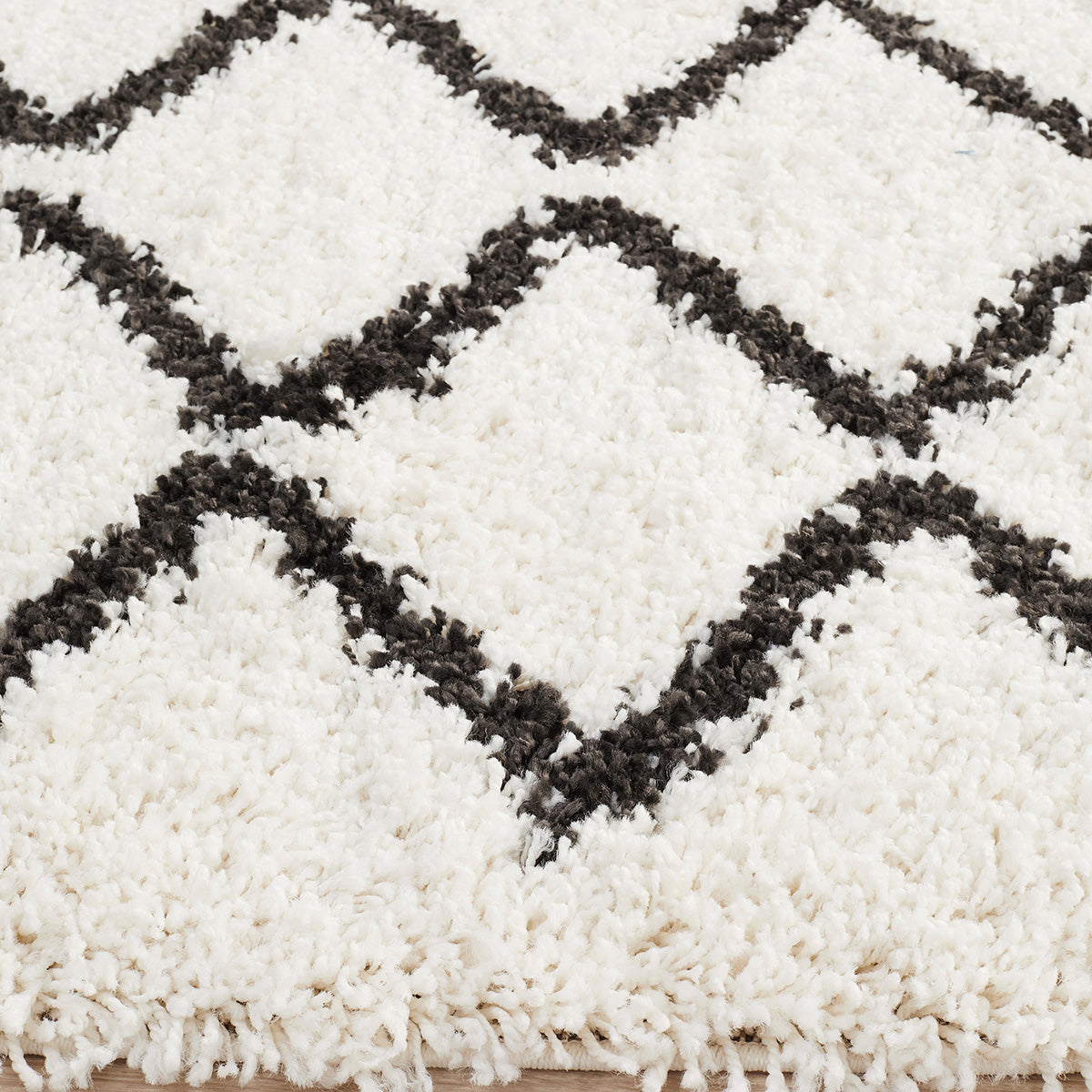 Saffron 11 White Runner Rug