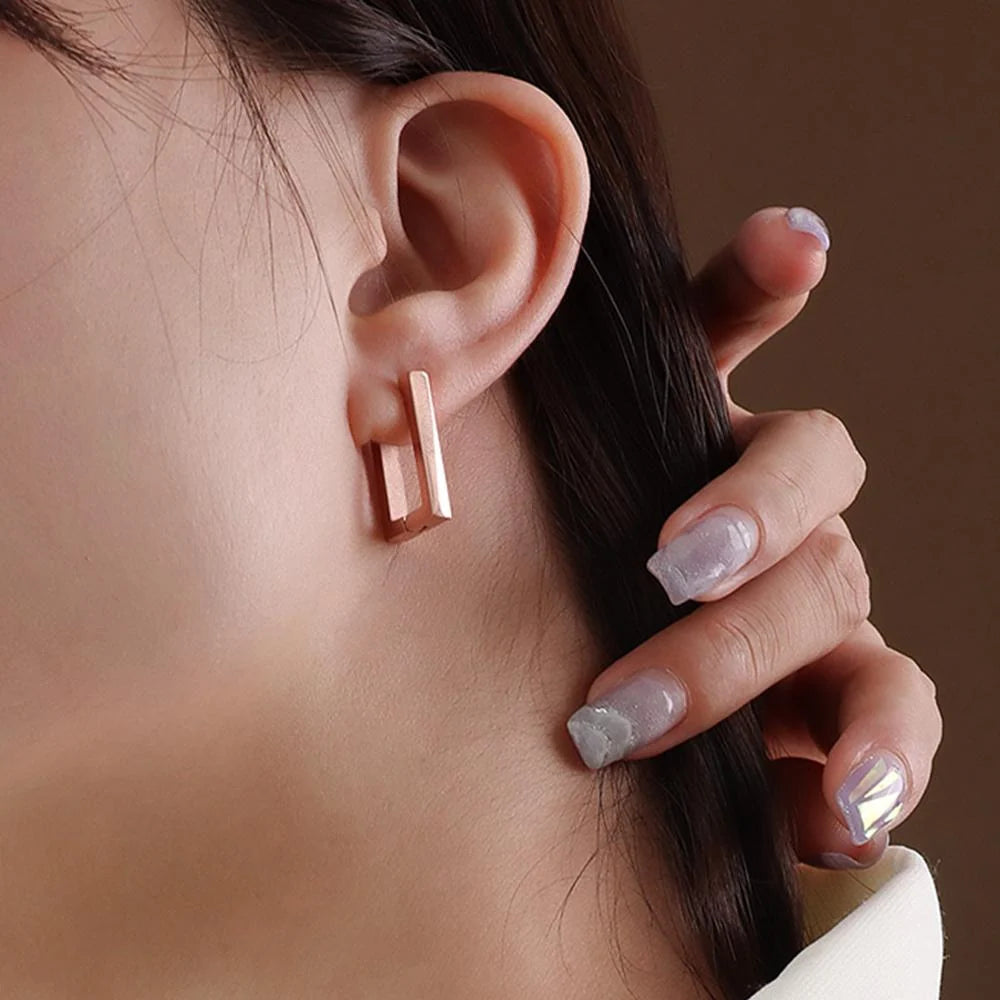 Bullion Gold Stylish Rose Gold Hoop Earrings