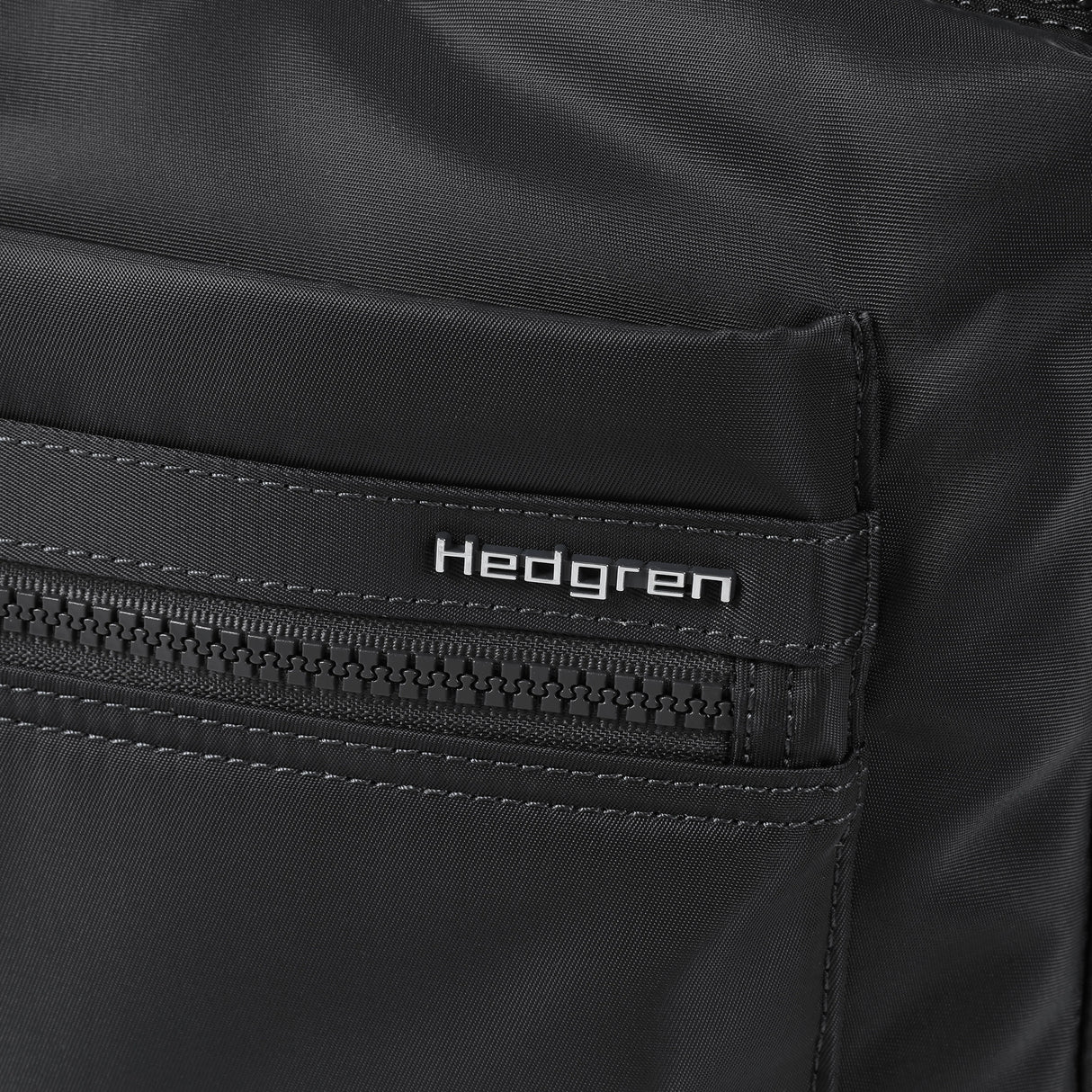 Hedgren Fanzine L Crossbody - Black