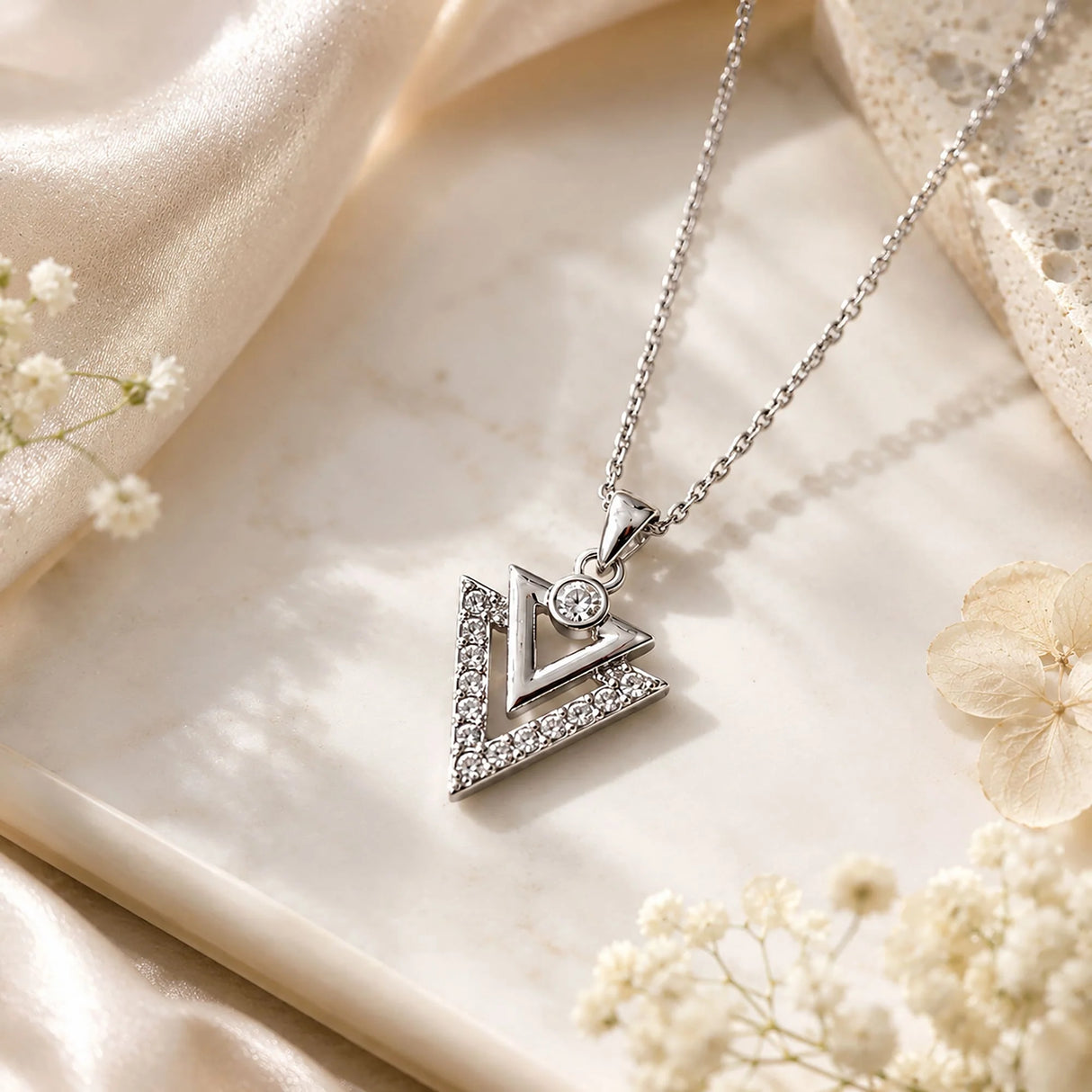 Krystal Couture Trilateral Necklace Embellished with Crystals from SWAROVSKI in White Gold
