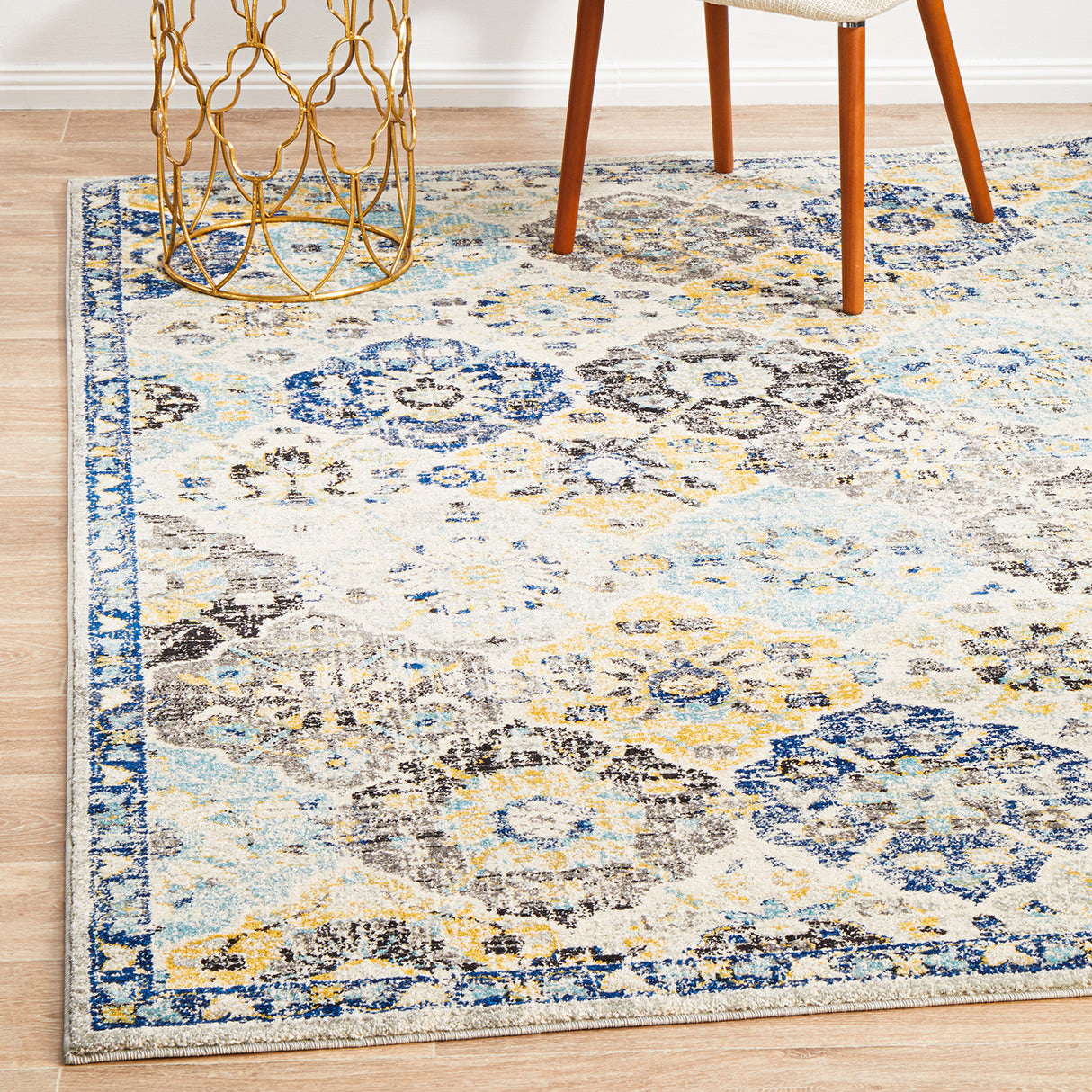 Evoke 266 Multi Rug