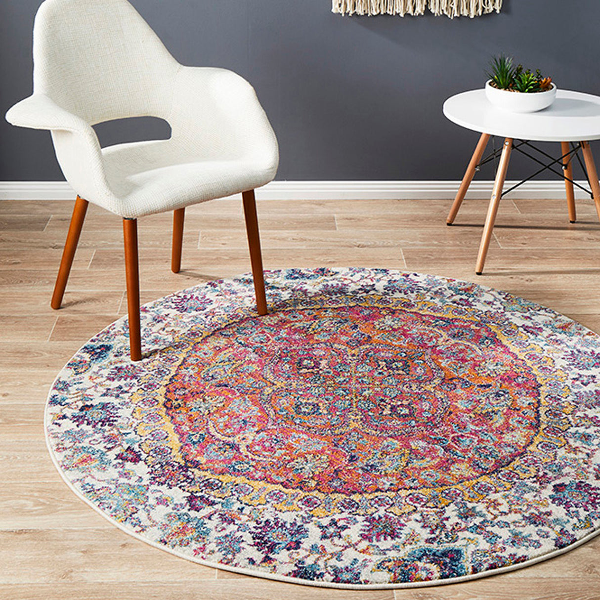 Museum 867 Rust Round Rug