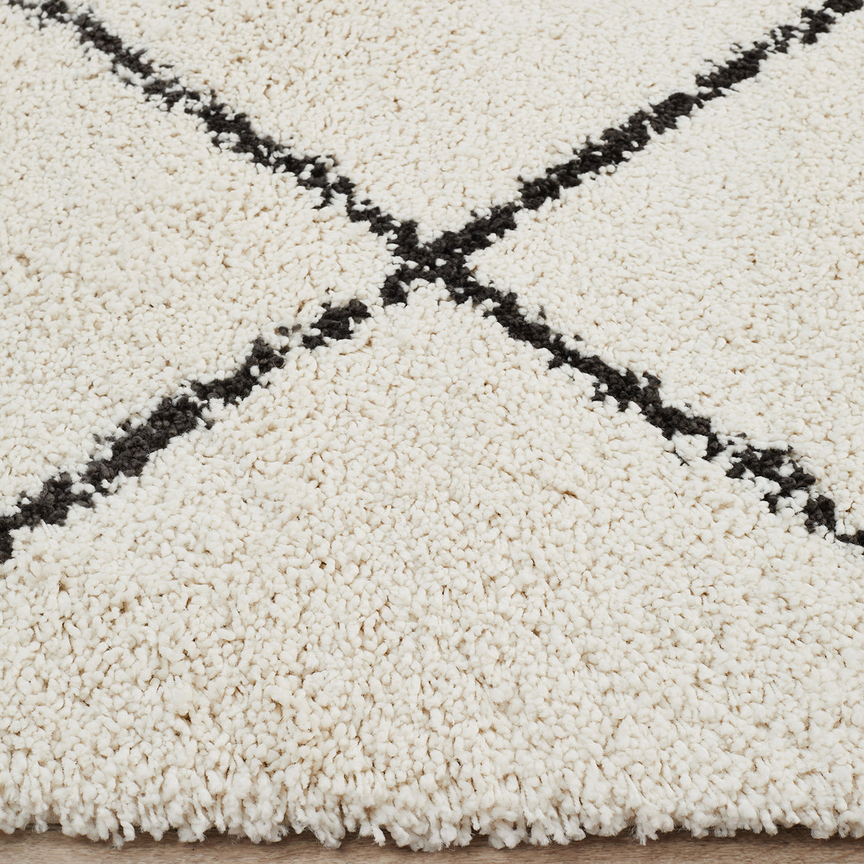 Saffron 22 White Rug