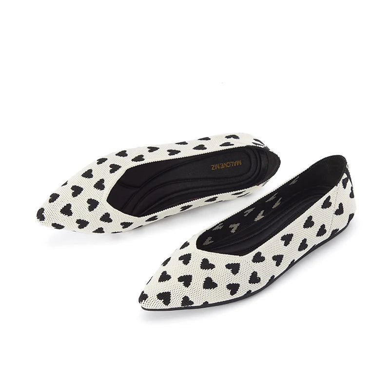 Heart Print Pointed Toe Comfortable Flats - White