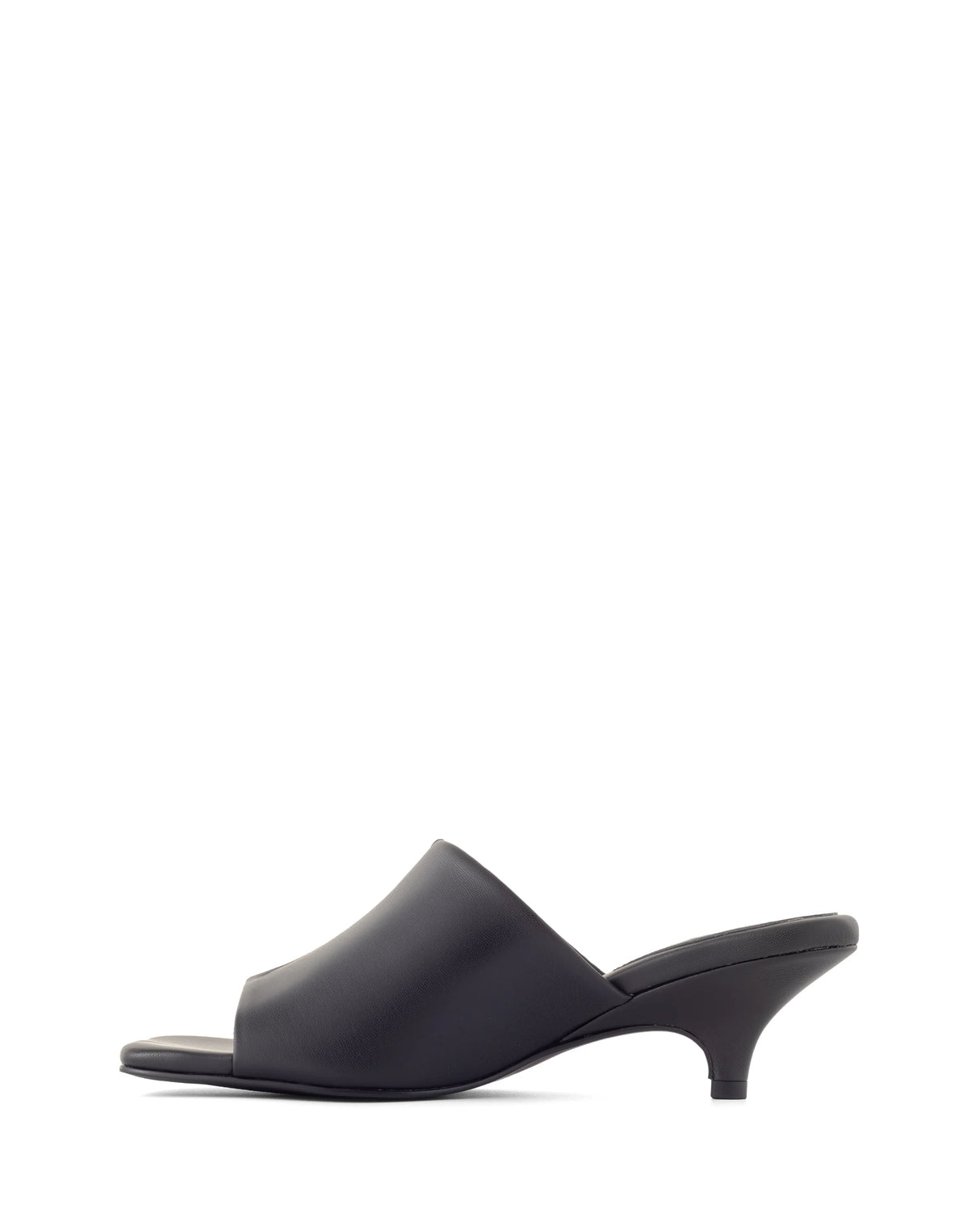 Therapy Nassau Black