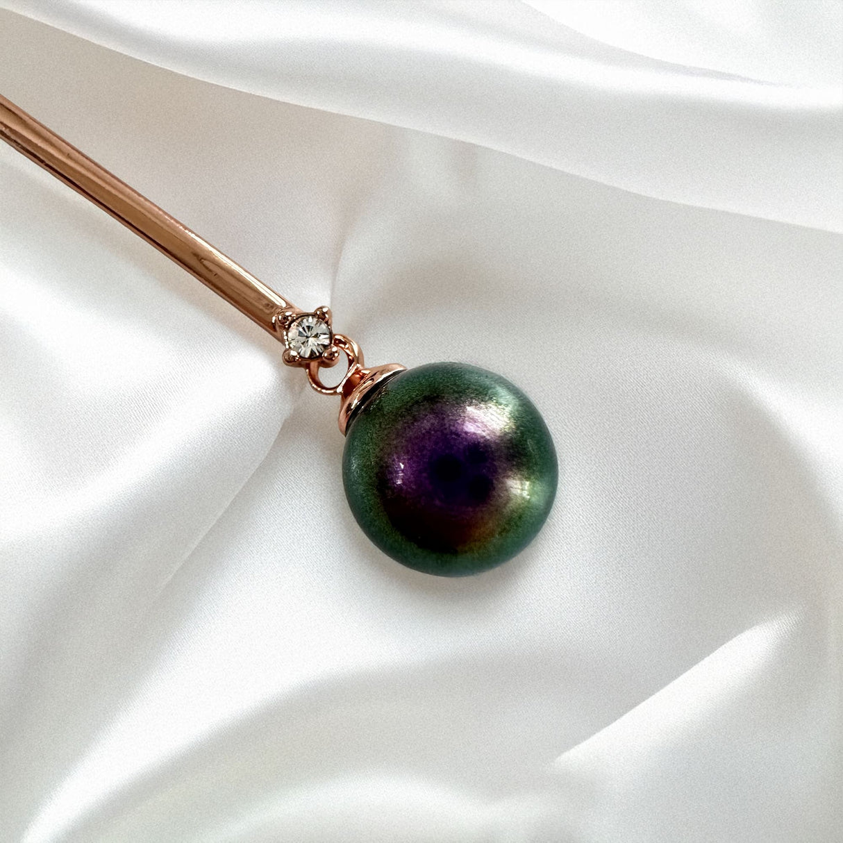 Krystal Couture Magnificent Pearl Drop Necklace Embellished with Swarovski Crystal Iridescent Purple Pearls
