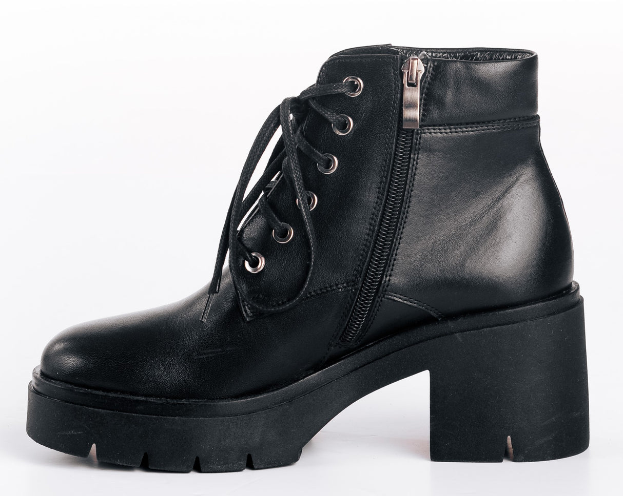 Bosccolo Womens Ankle Boots - Black