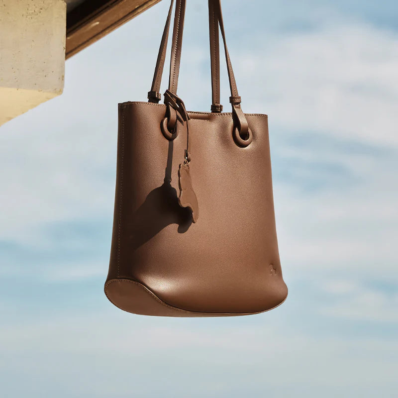 Nalandu Leather Horse Charm Tote Bag - Coffee