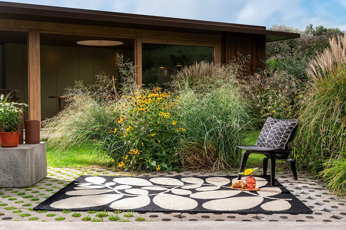 Orla Kiely Sycamore Black 464205 Outdoor Rug