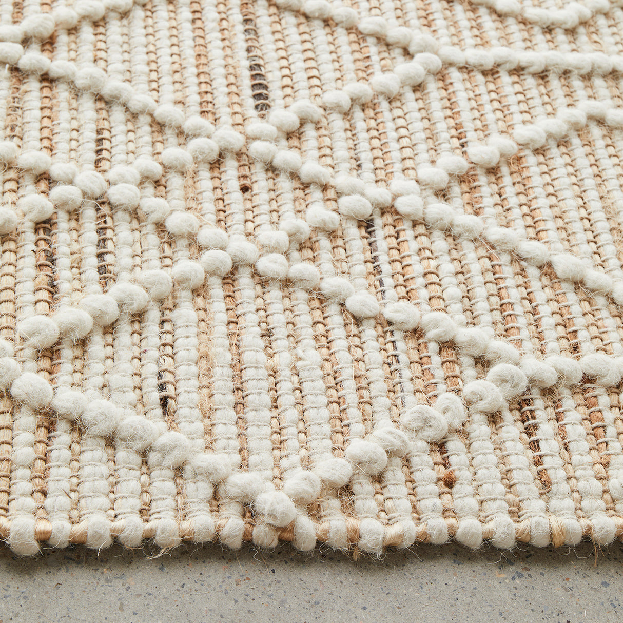 Sahara Xavier Natural Rug